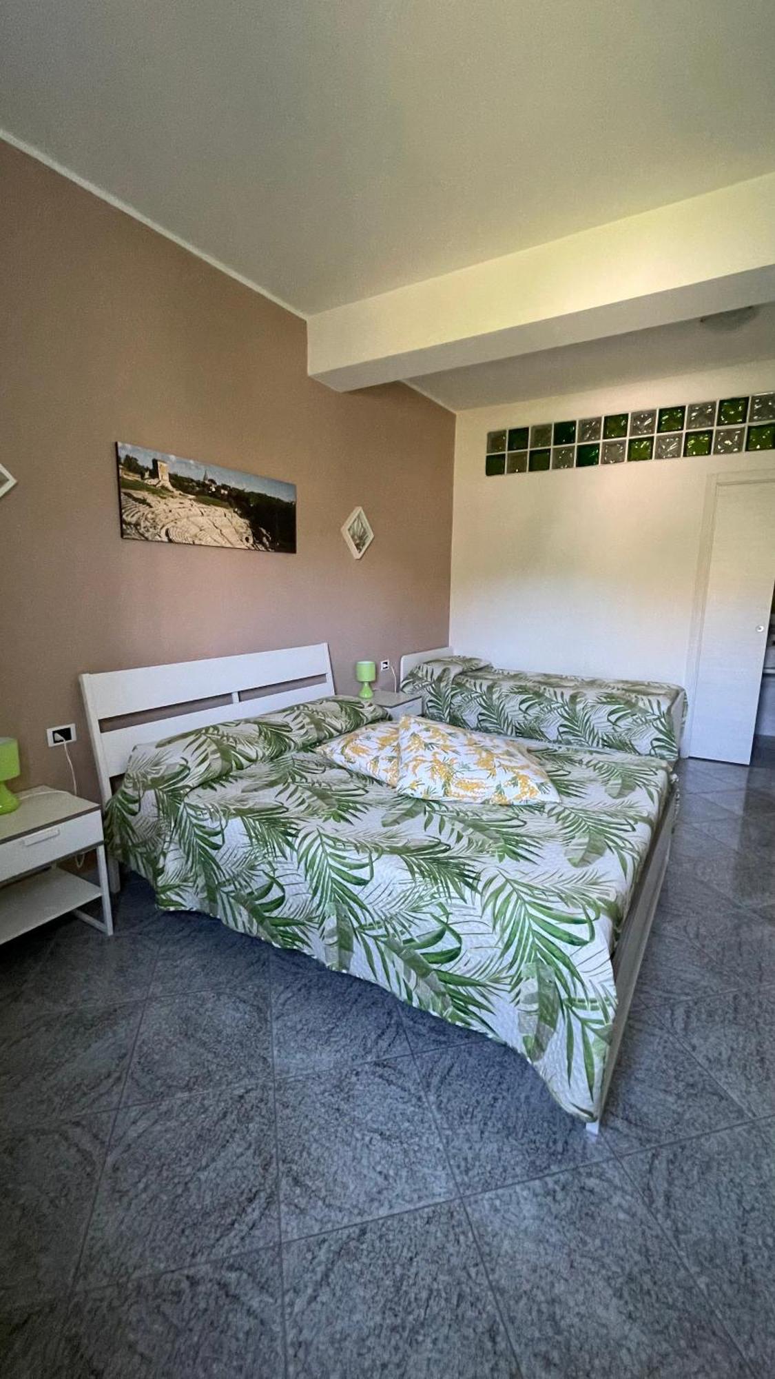 A Casa Di Giu B&B Szirakúza Kültér fotó